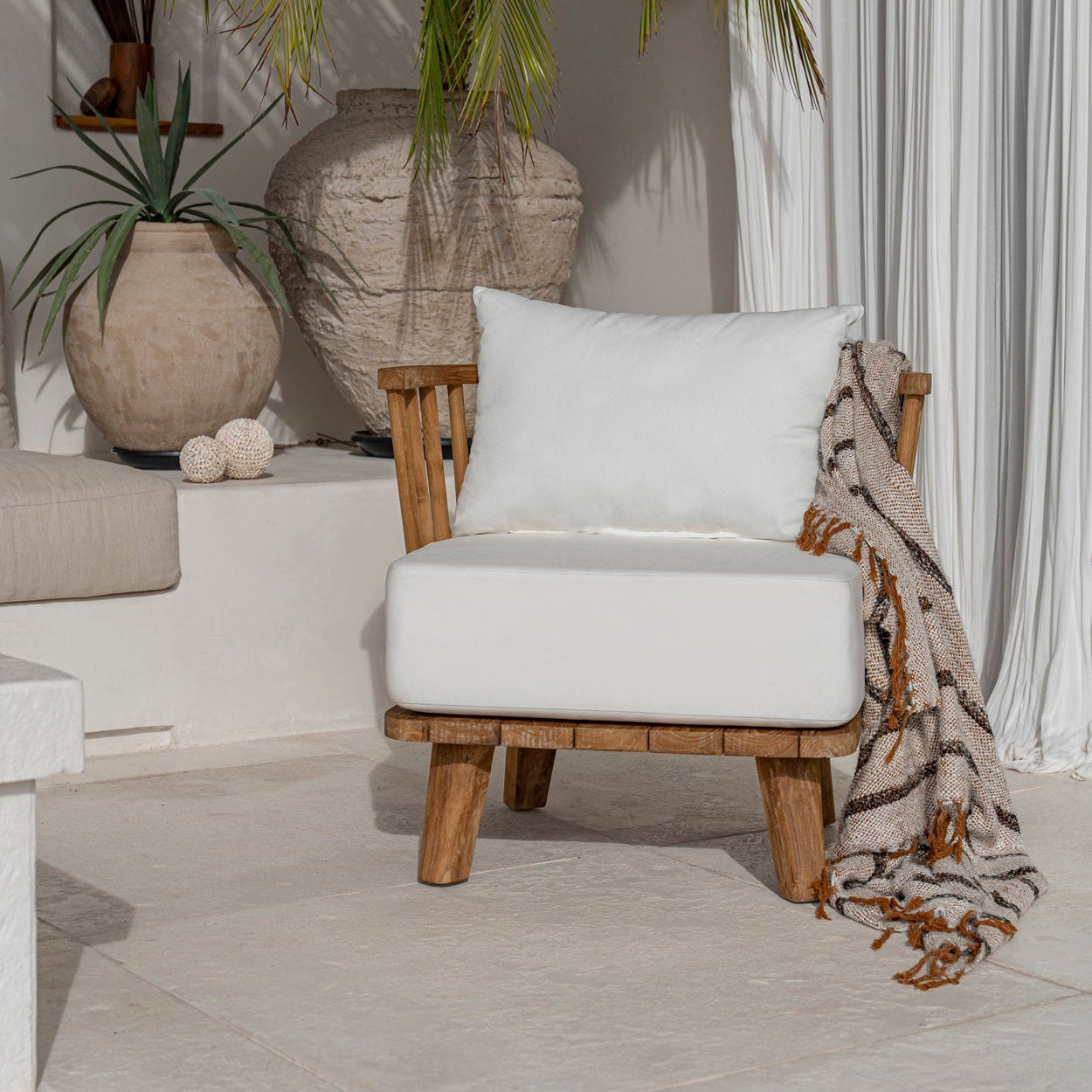 The Malawi One Seater - Natural White