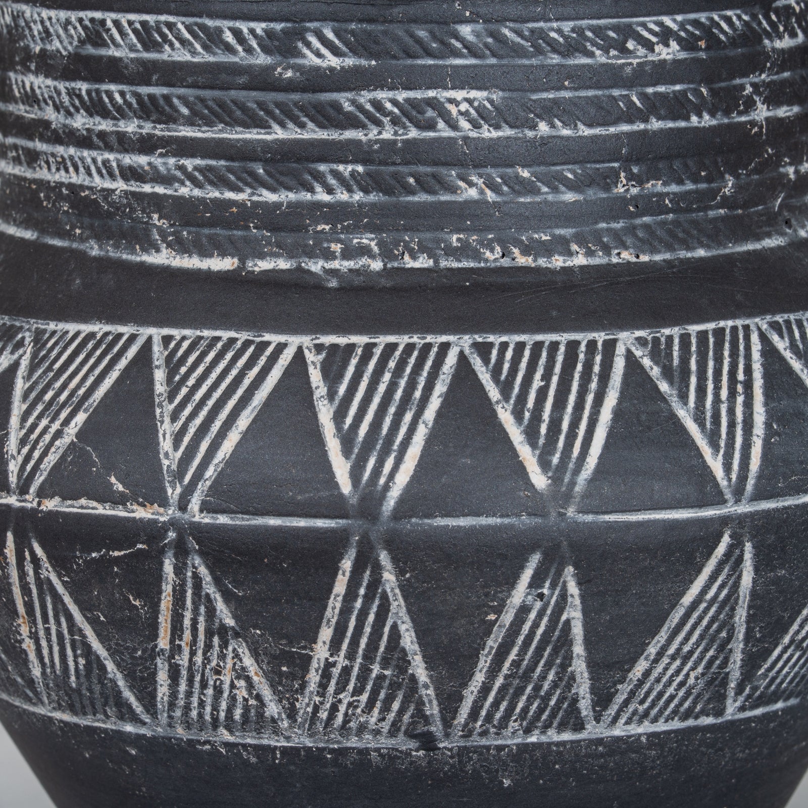 Relica Etched Twin-Handle Vessel