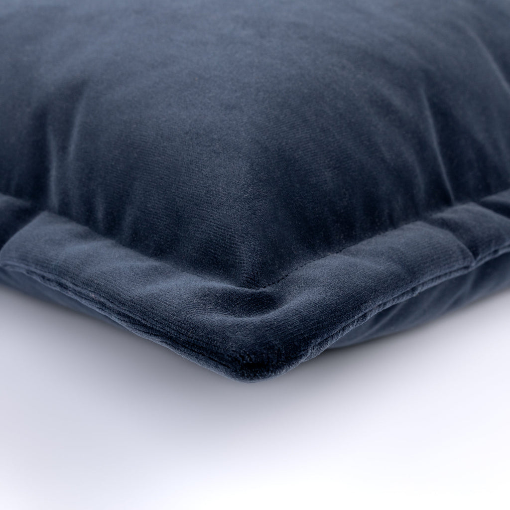 Noctra Cushion