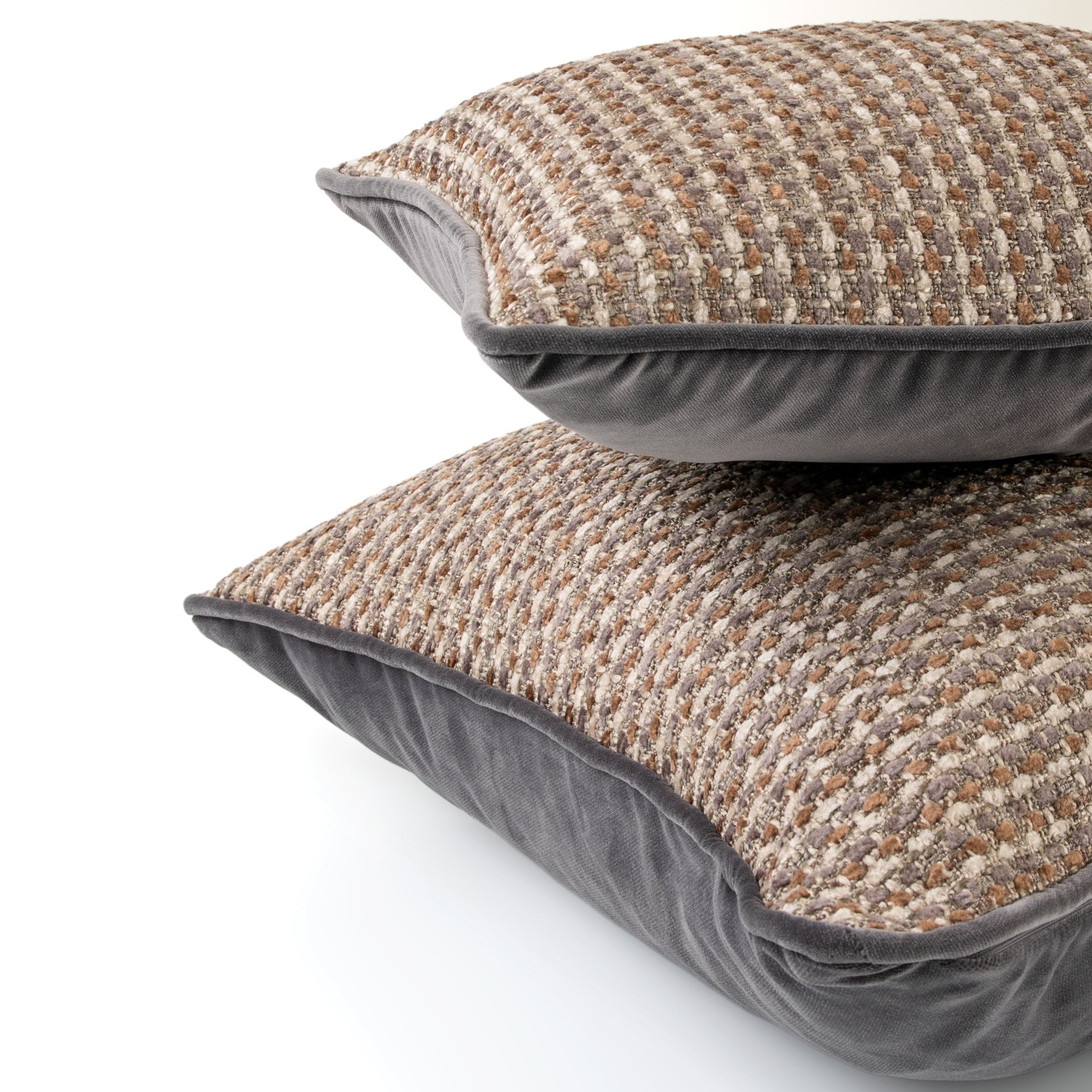 Vireo Cushion